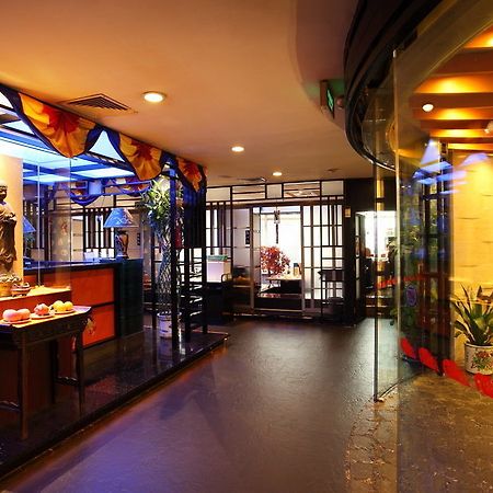 Weilai Conifer Hotel Zhengzhou Exterior photo